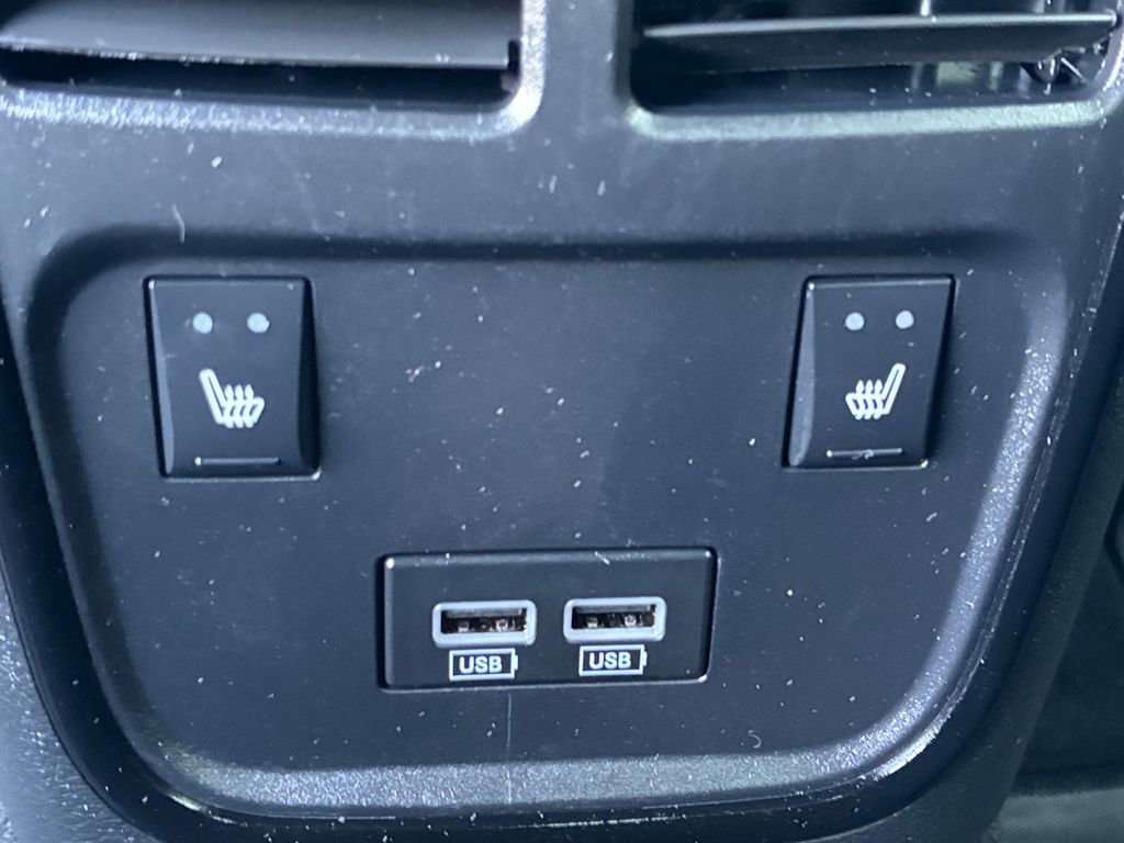 Used 2023 Chrysler 300 S w/ Comfort Group image 6