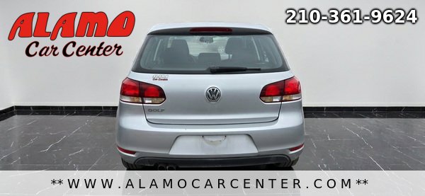 Used 2013 Volkswagen Golf 4-Door FWD image 4