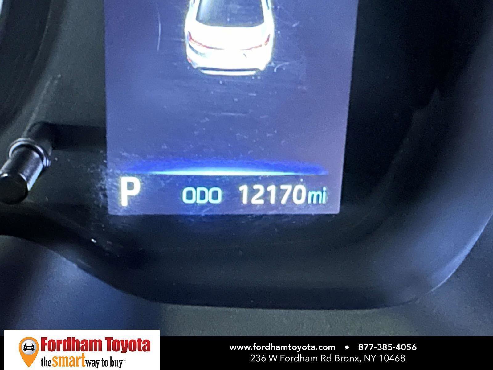 Used 2022 Toyota Corolla SE FWD image 34