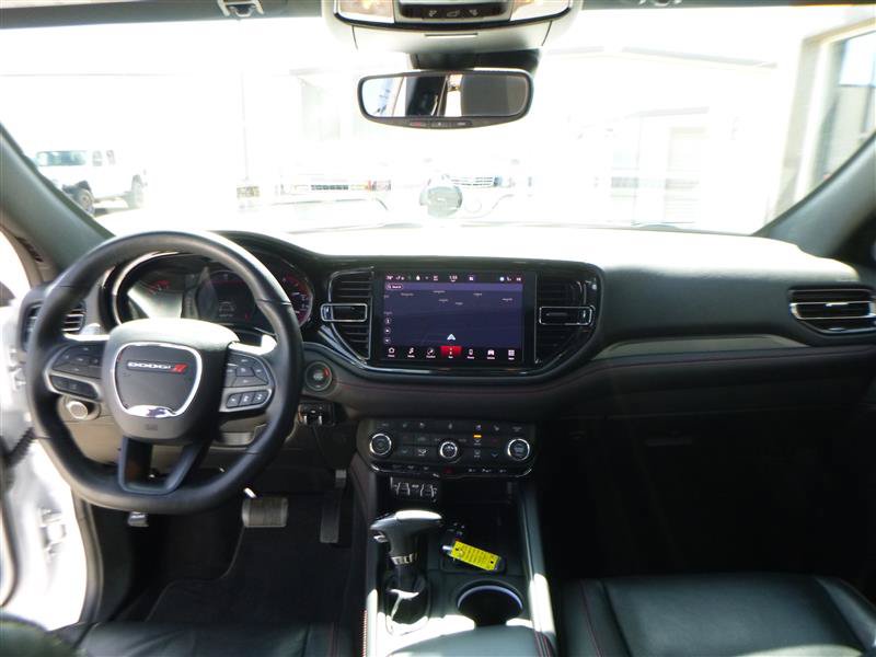 Used 2025 Dodge Durango GT AWD/4WD image 11