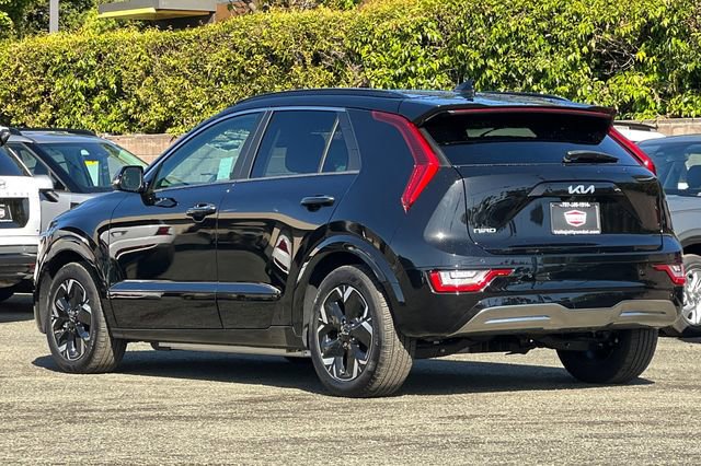 Used 2025 Kia Niro Wave image 9