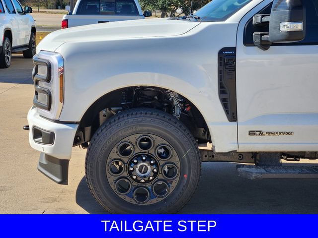 New 2026 Ford F250 Lariat w/ Black Appearance Package AWD/4WD image 9
