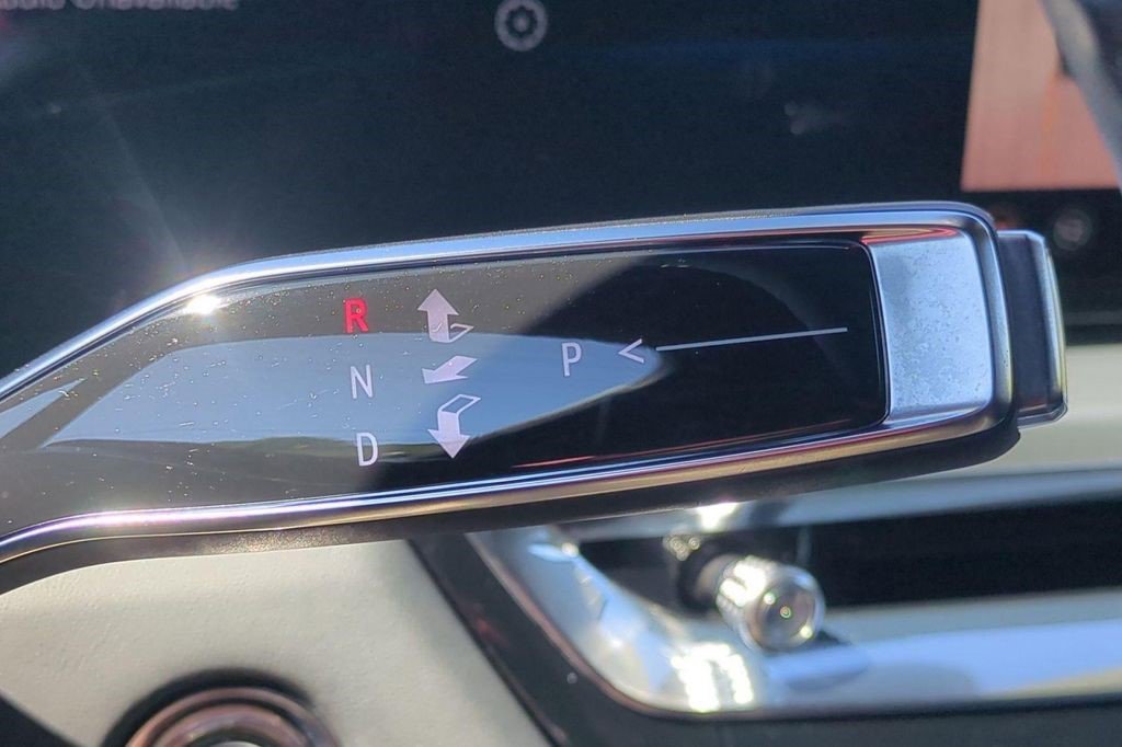 Certified 2024 Cadillac Lyriq Luxury image 17