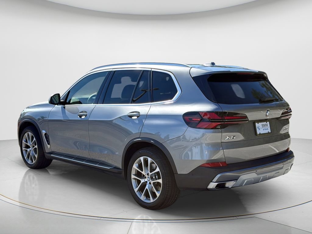 Used 2025 BMW X5 xDrive40i image 3