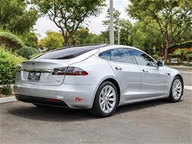 Used 2017 Tesla Model S 75 RWD image 5