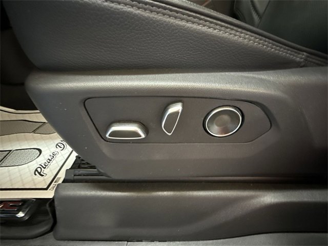 Certified 2025 GMC Sierra 3500 Denali w/ Denali Reserve Package image 12