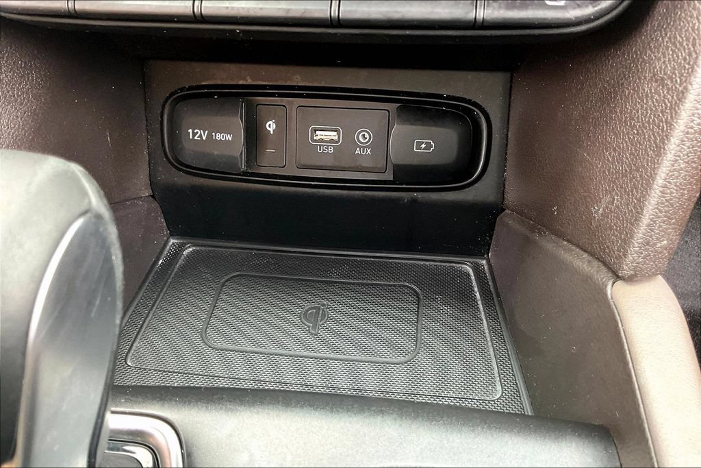 Used 2020 Hyundai Santa Fe Limited FWD image 15