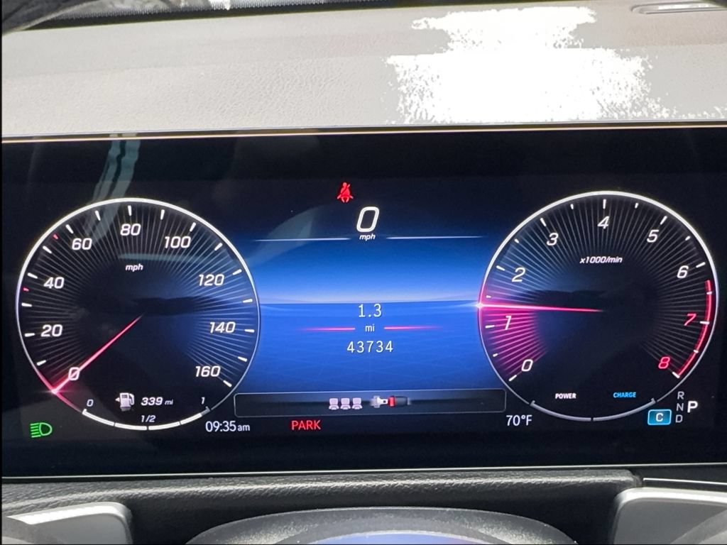 Used 2024 Mercedes-Benz GLB 250 image 39