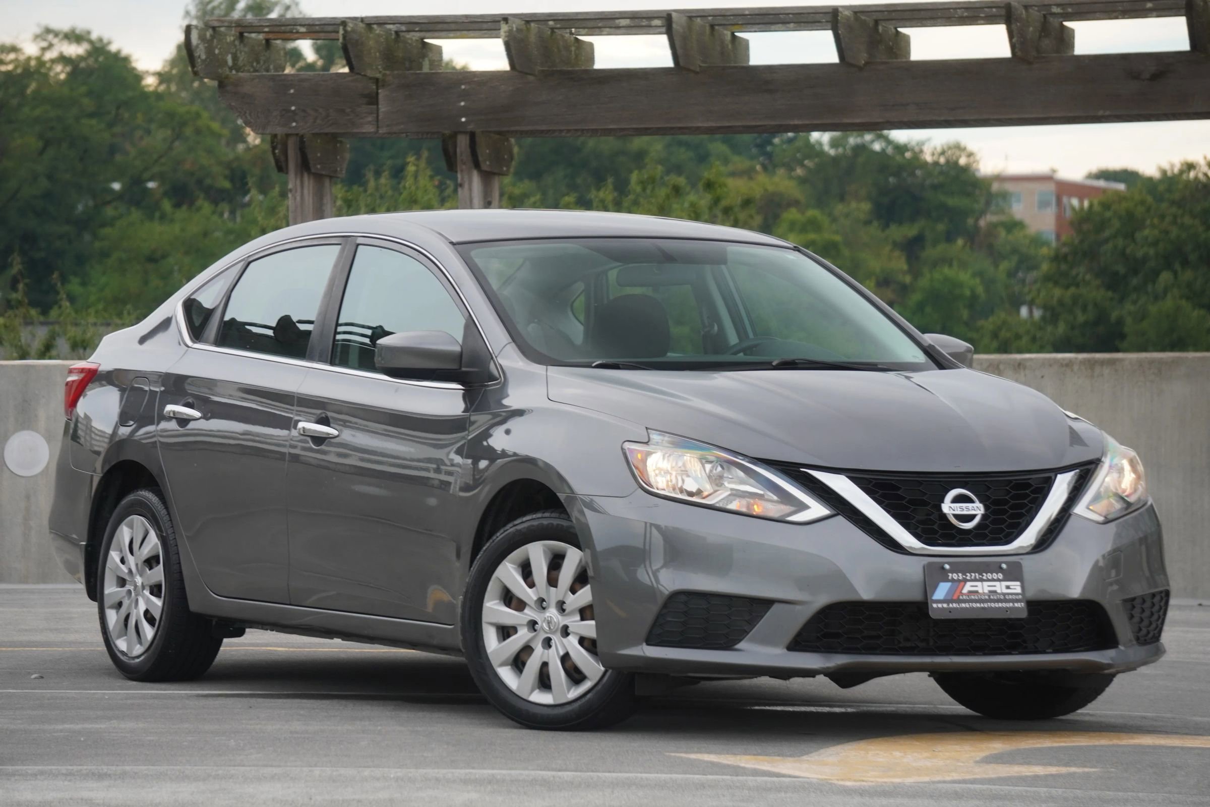 Used 2017 Nissan Sentra SV image 6