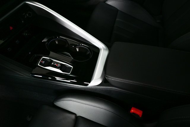 New 2025 Audi Q5 Premium Plus image 18