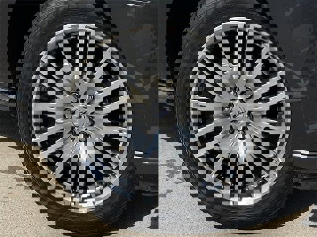 Used 2023 Ford Expedition Max Limited image 10