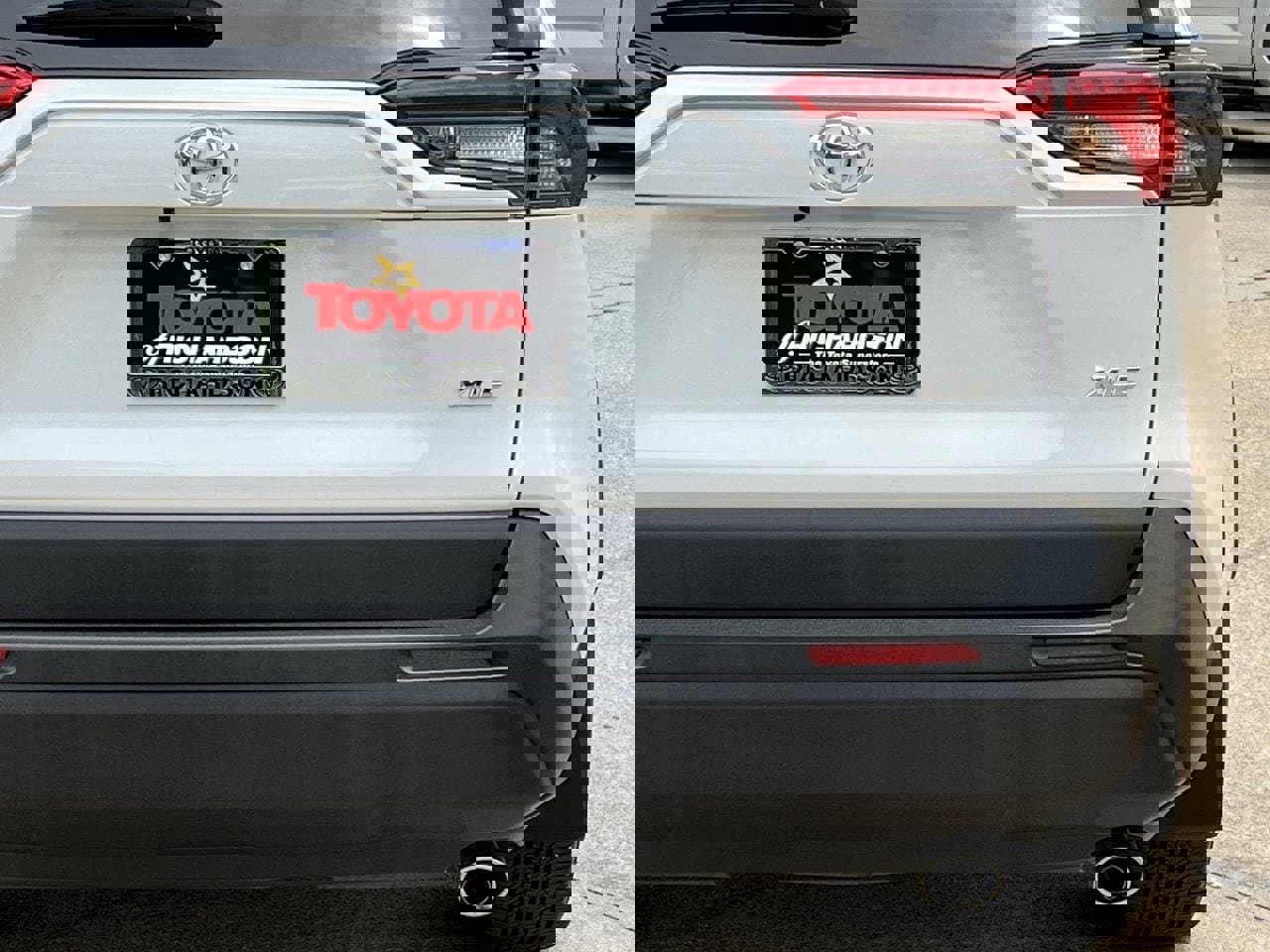 Used 2024 Toyota RAV4 XLE Premium image 6