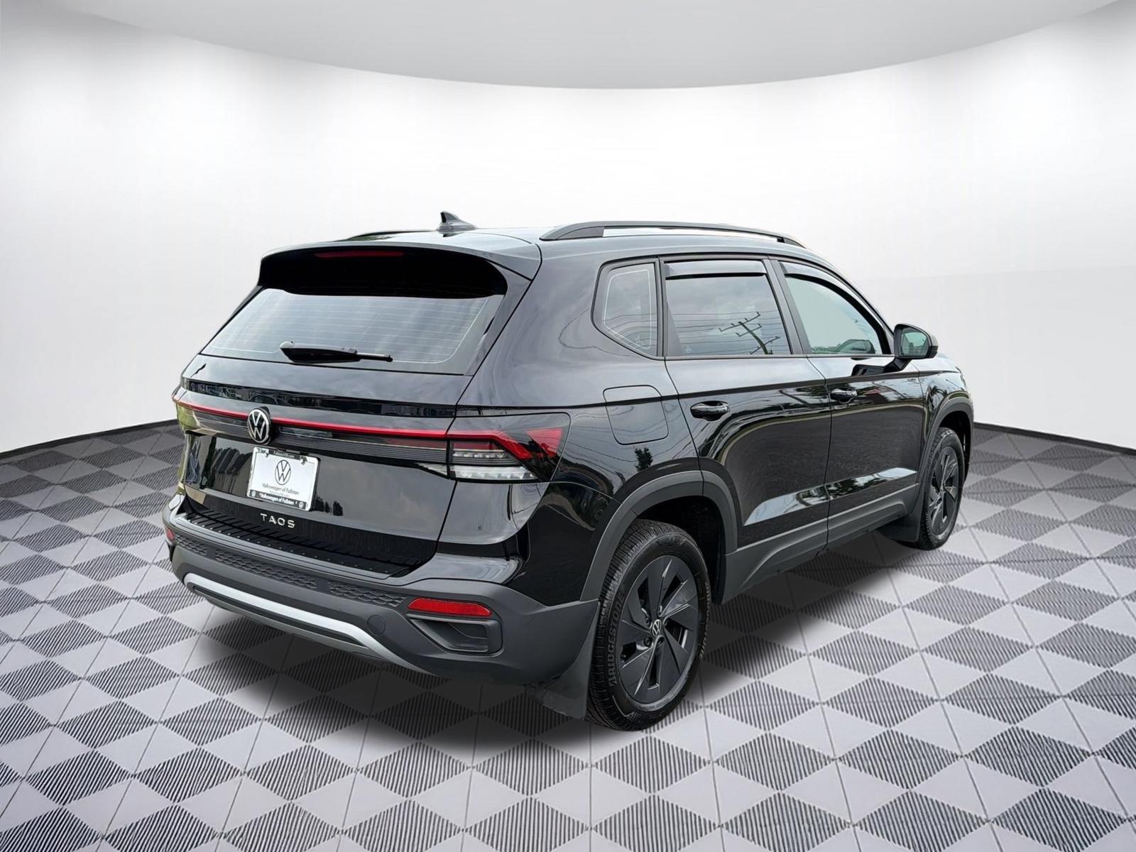Certified 2026 Volkswagen Taos S FWD image 9