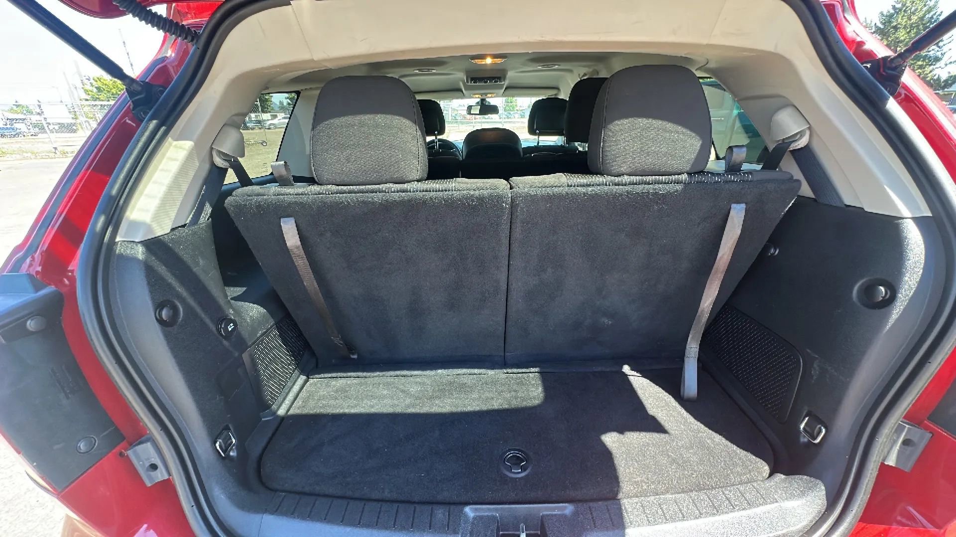 Used 2019 Dodge Journey SE w/ Premium Group image 12