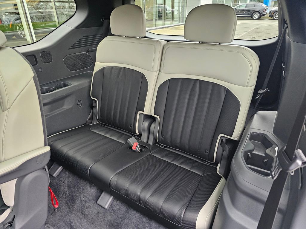 Used 2024 Kia EV9 GT-Line image 18