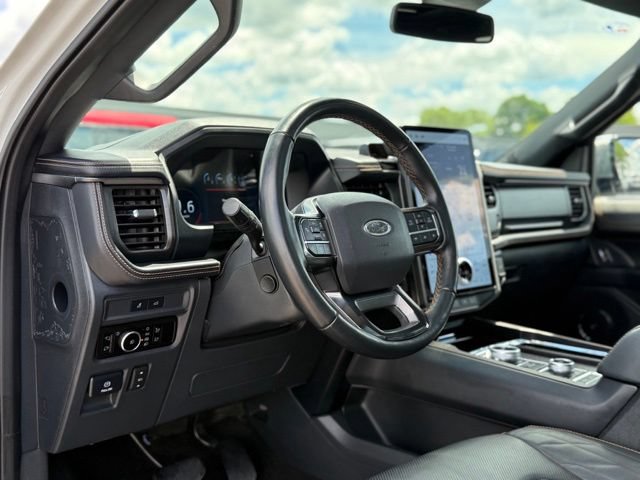Used 2023 Ford Expedition Platinum AWD/4WD image 10