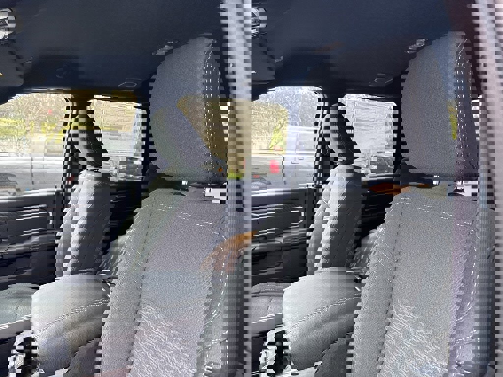 New 2025 RAM 3500 Big Horn image 19