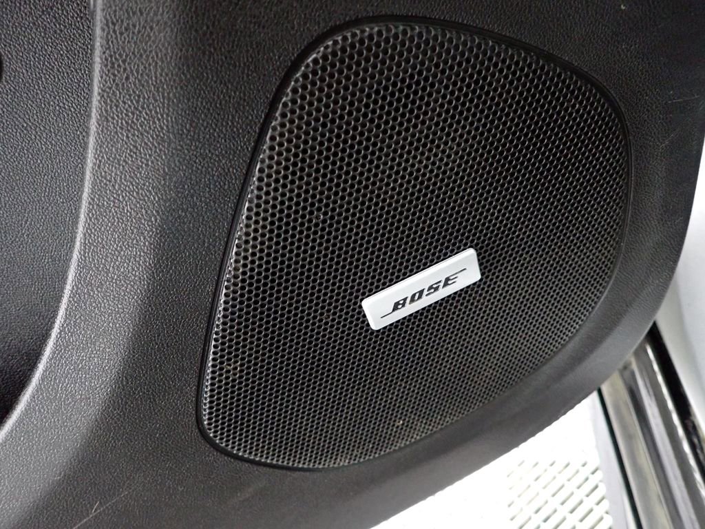 Used 2018 Chevrolet Volt Premier w/ Driver Confidence Package image 3