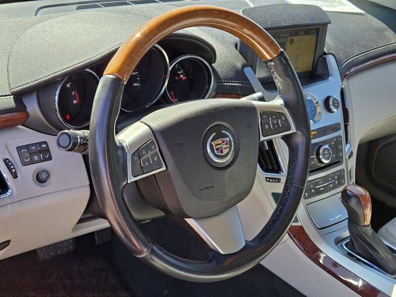 Used 2011 Cadillac CTS Premium image 19