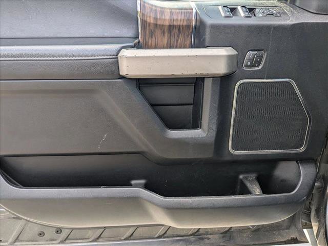 Used 2019 Ford F150 Lariat w/ Trailer Tow Package image 9