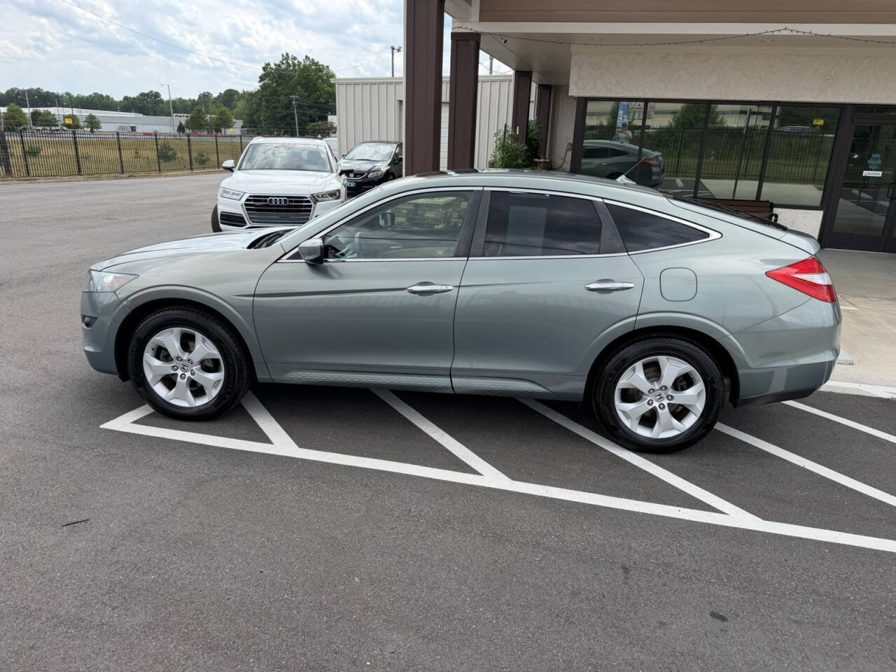 Used 2012 Honda Crosstour EX-L image 3
