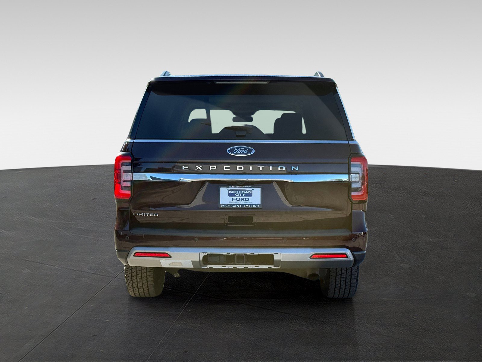 Used 2024 Ford Expedition Max Limited AWD/4WD image 6