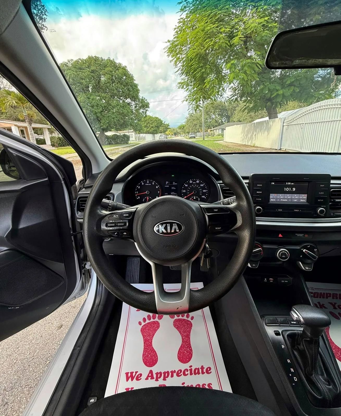 Used 2019 Kia Rio LX image 7