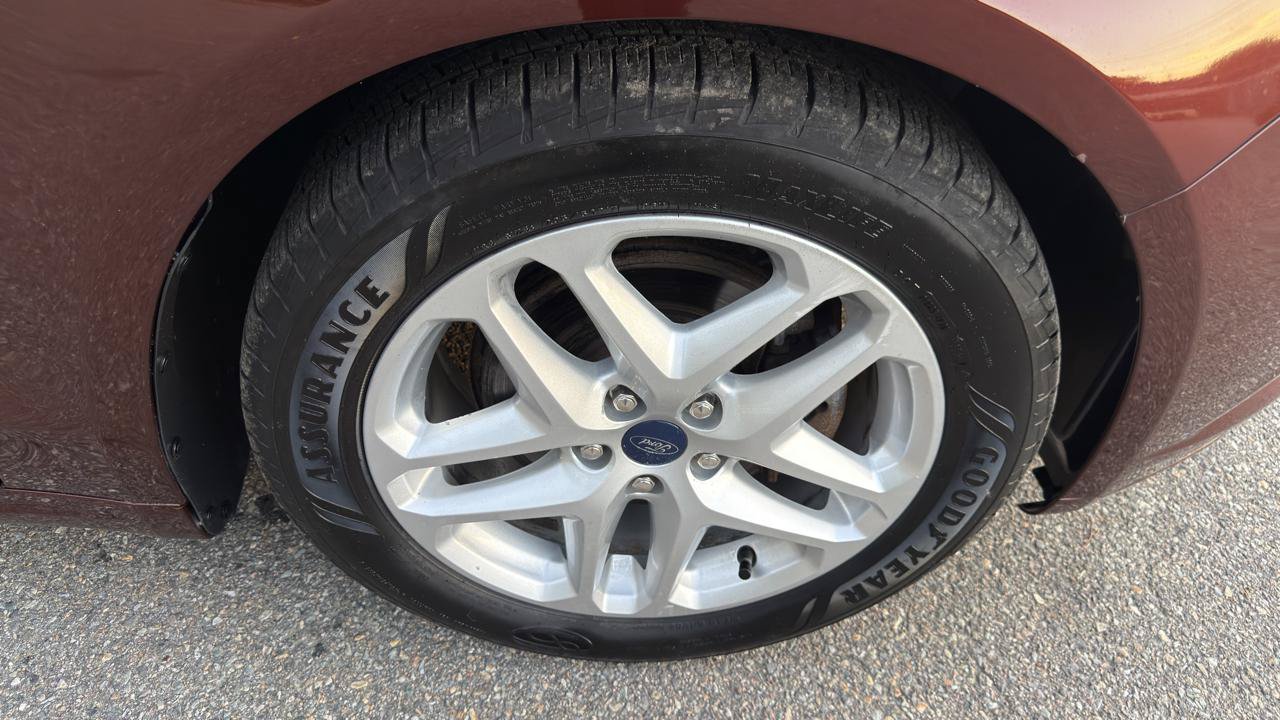Used 2016 Ford Fusion SE FWD image 50