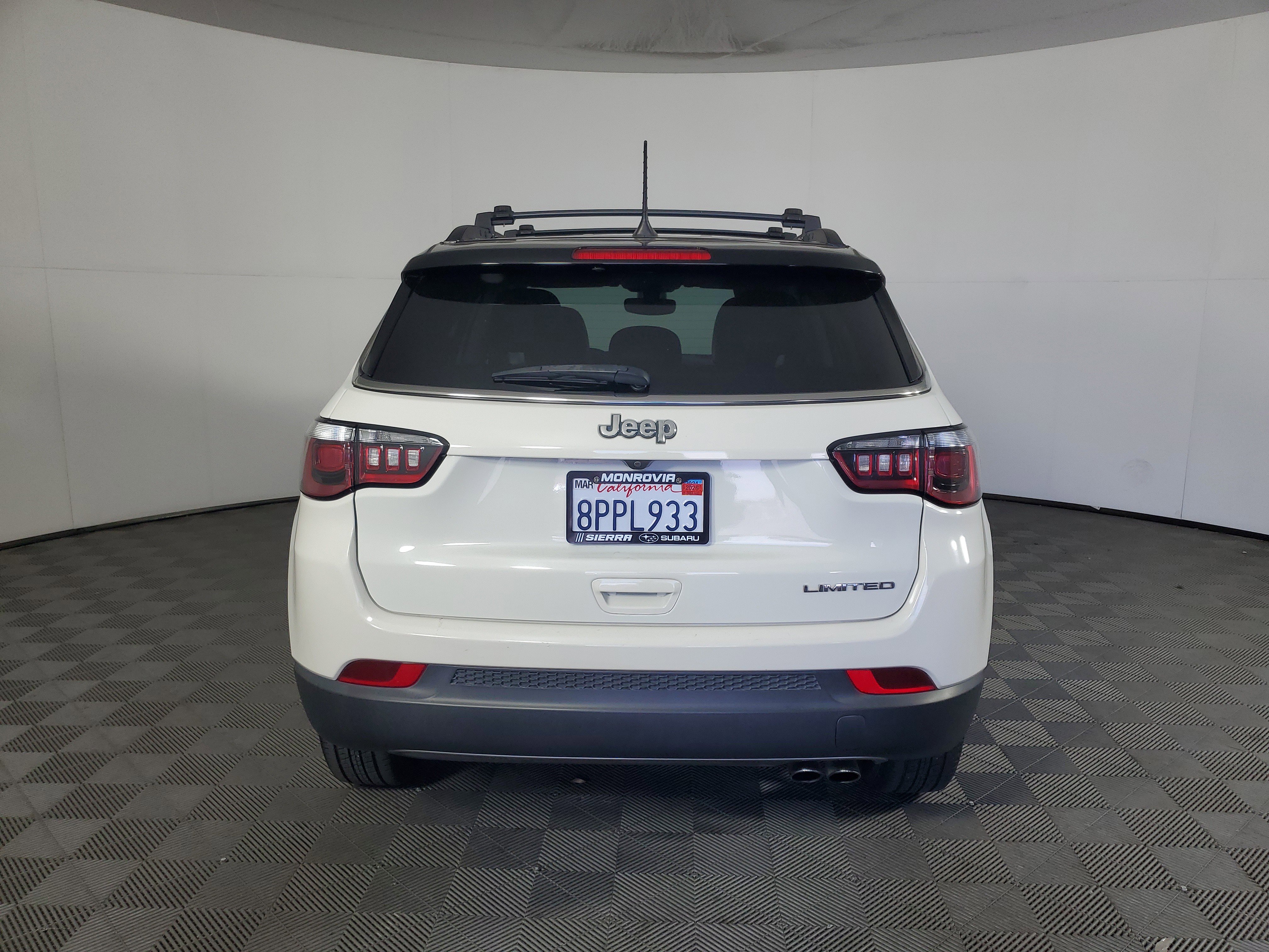 Used 2020 Jeep Compass Limited FWD image 5