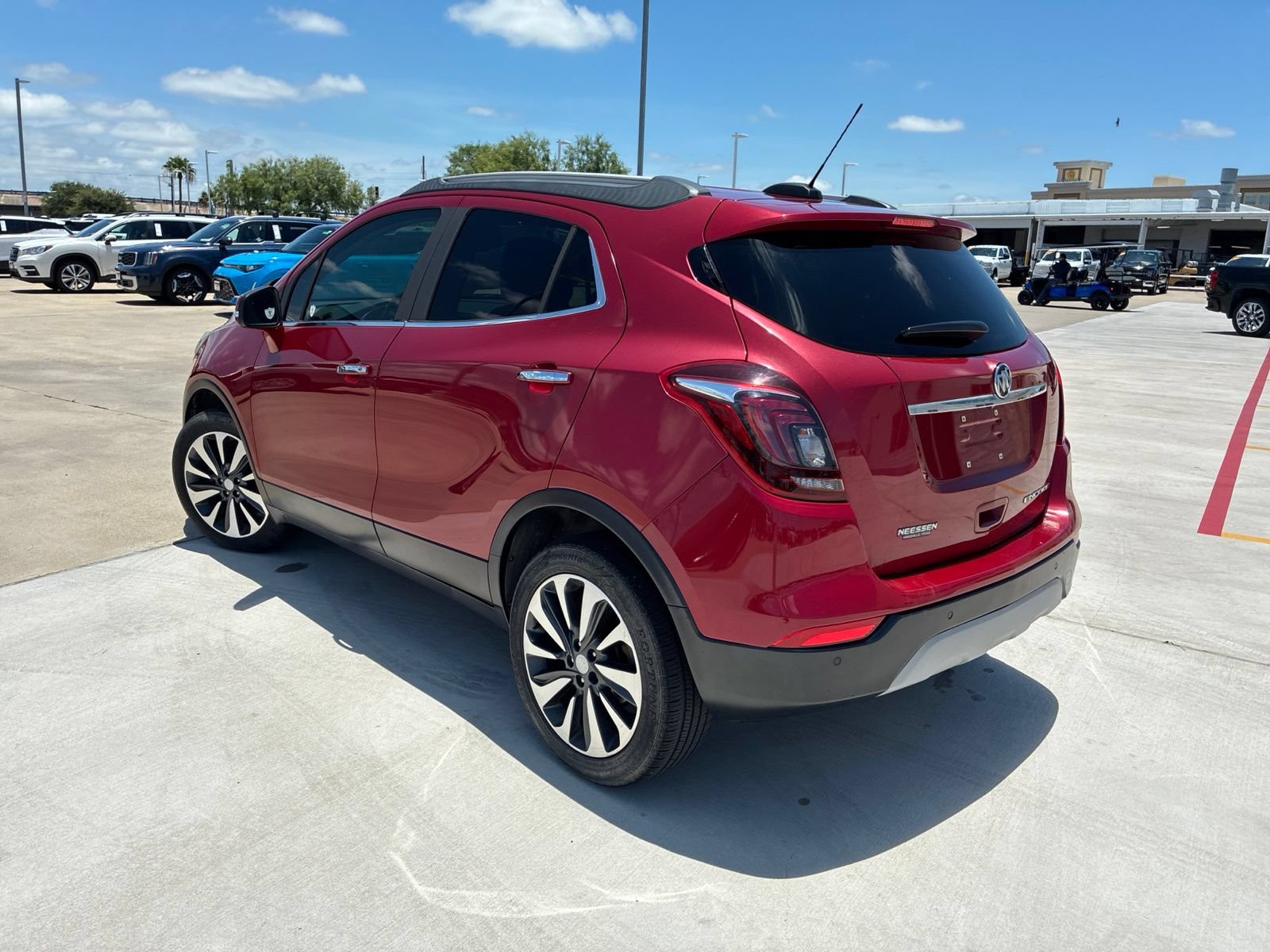 Used 2019 Buick Encore Essence w/ Safety Package II FWD image 5