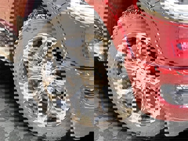 Used 2022 RAM 1500 Limited w/ Body Color Bumper Group image 32