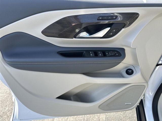Used 2024 GMC Terrain Denali w/ Denali Premium Package image 22
