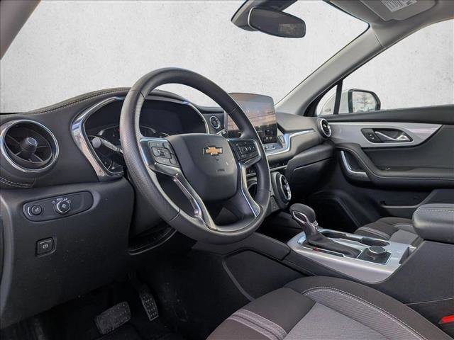 Used 2025 Chevrolet Blazer LT image 9