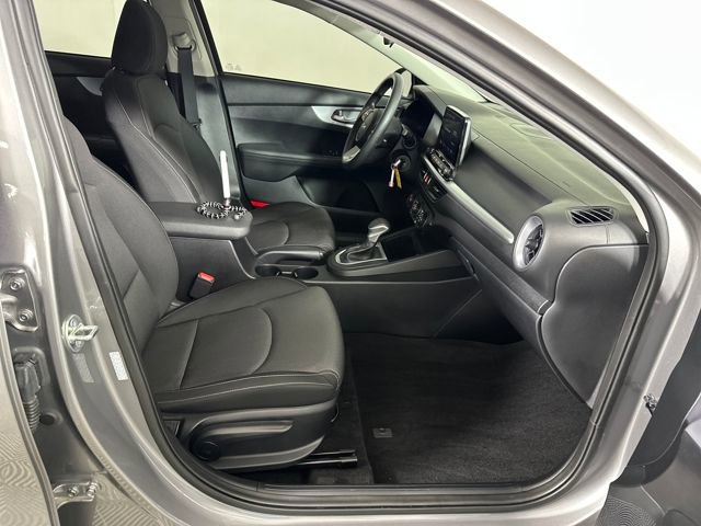 Used 2024 Kia Forte LXS w/ LXS Technology Package image 26