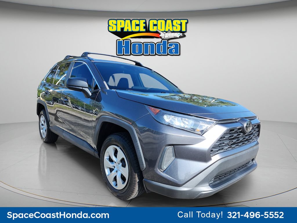 Used 2020 Toyota RAV4 LE FWD image 12