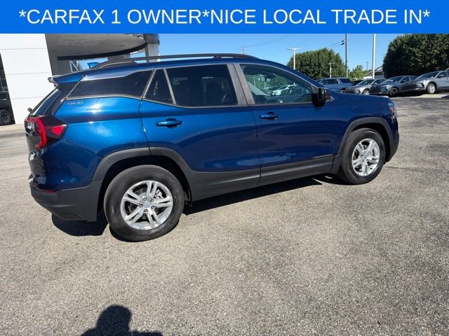 Used 2023 GMC Terrain SLE w/ Driver Convenience Package FWD image 11
