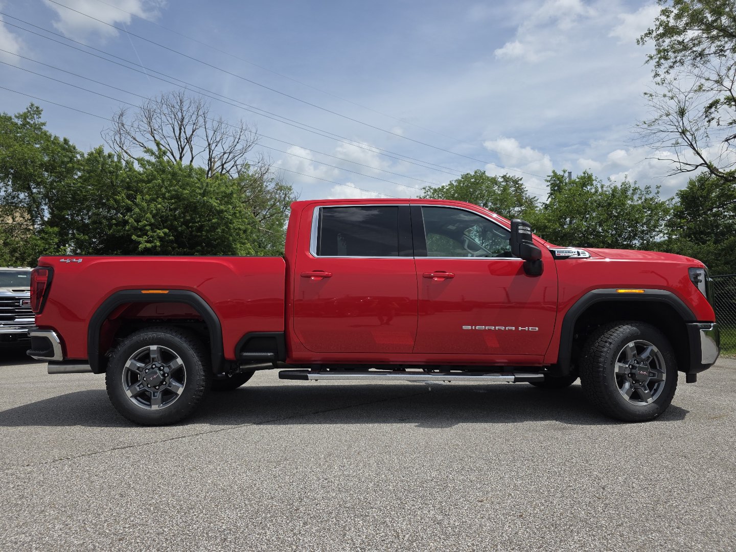 New 2026 GMC Sierra 2500 SLE w/ SLE Value Package; AWD/4WD image 20