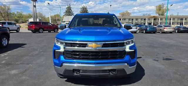 Used 2025 Chevrolet Silverado 1500 LT AWD/4WD image 5