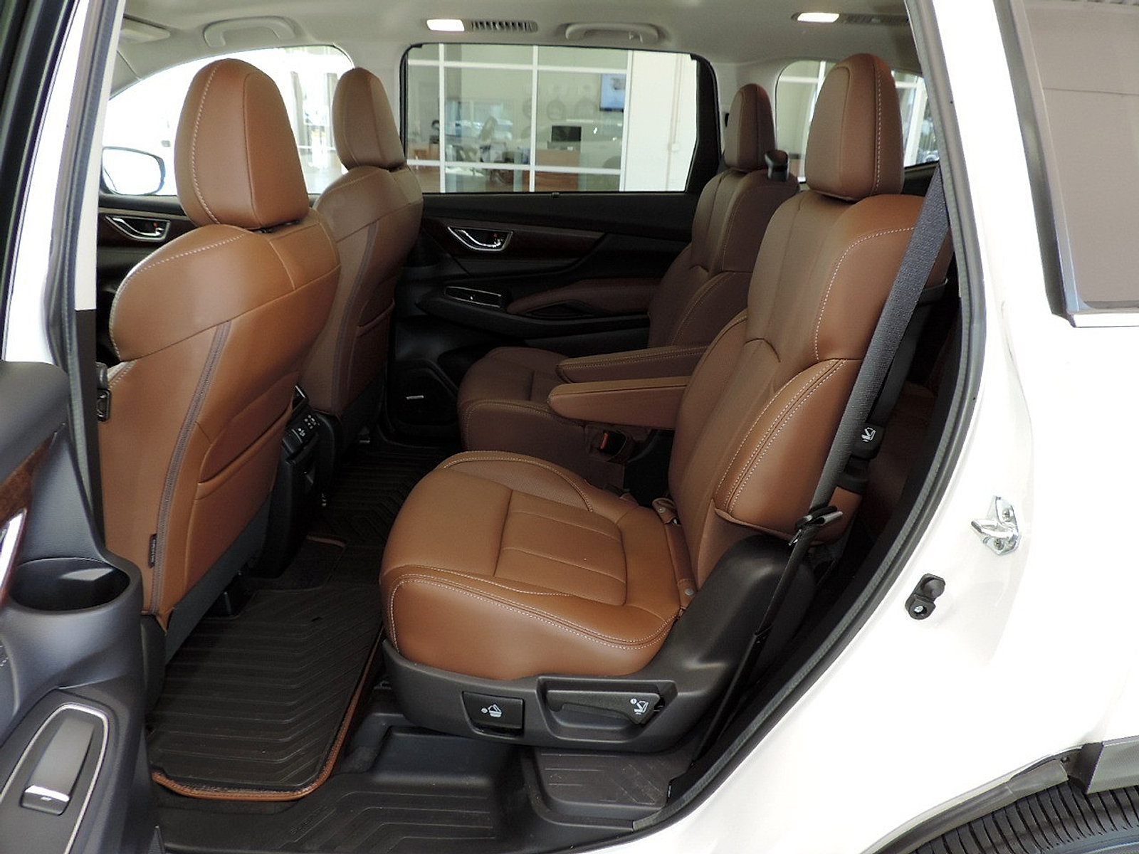 Certified 2024 Subaru Ascent Touring AWD/4WD image 15