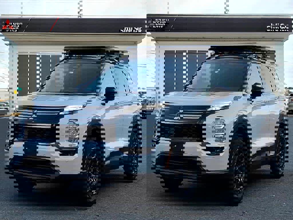New 2026 Mitsubishi Outlander Trail Edition