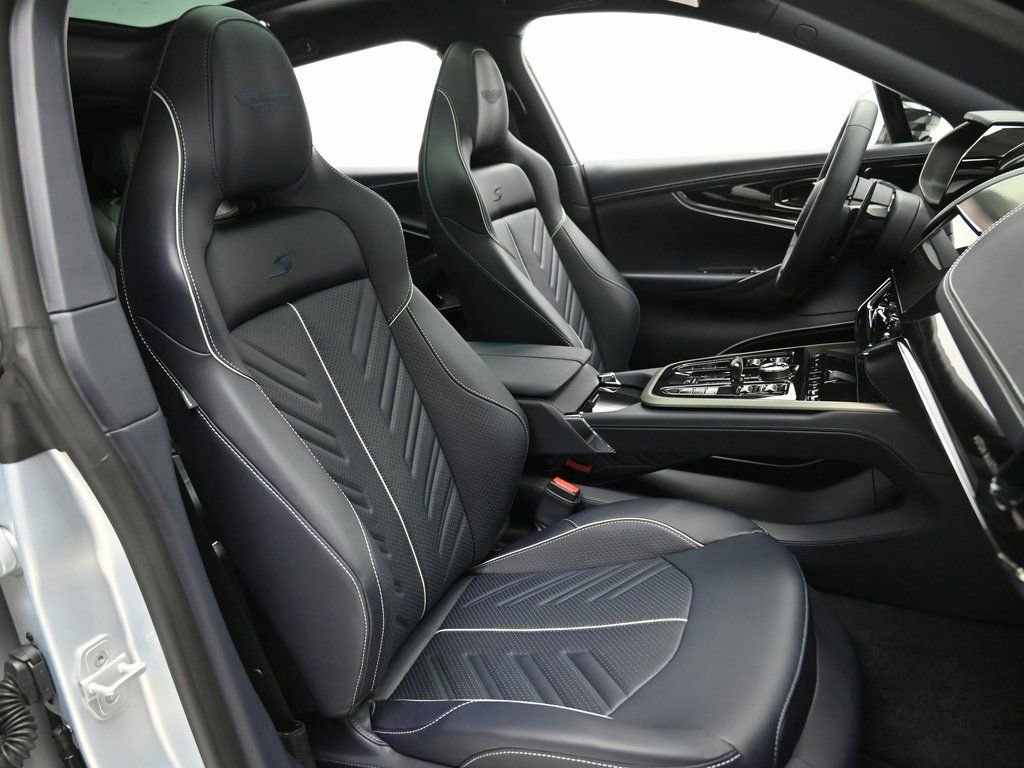 Used 2026 Aston Martin DBX S image 8