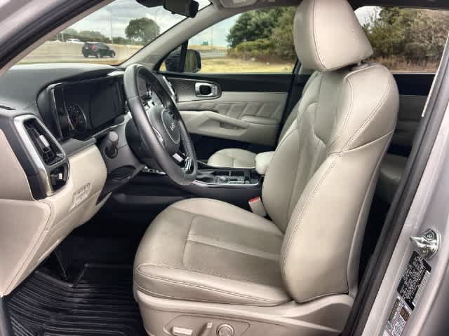 Used 2022 Kia Sorento SX FWD image 11
