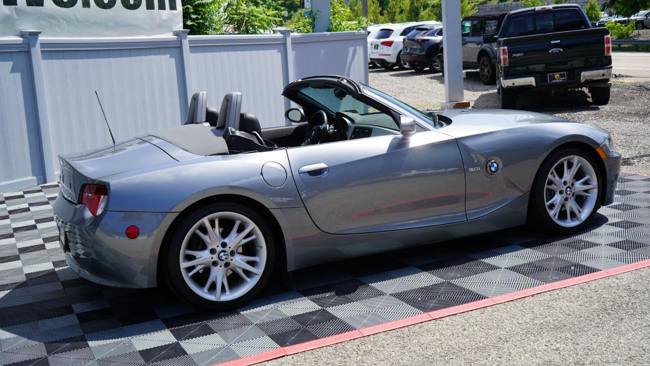 Used 2008 BMW Z4 3.0i w/ Premium Pkg RWD image 12