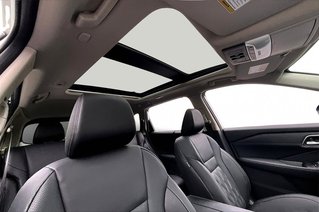 New 2026 Nissan Rogue Platinum image 30