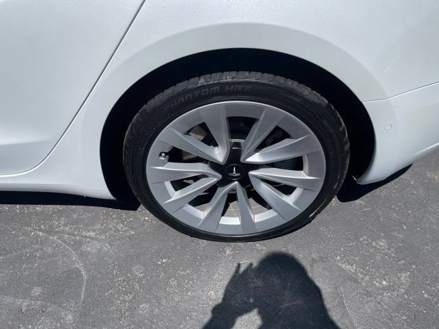 Used 2022 Tesla Model 3 Long Range AWD/4WD image 28