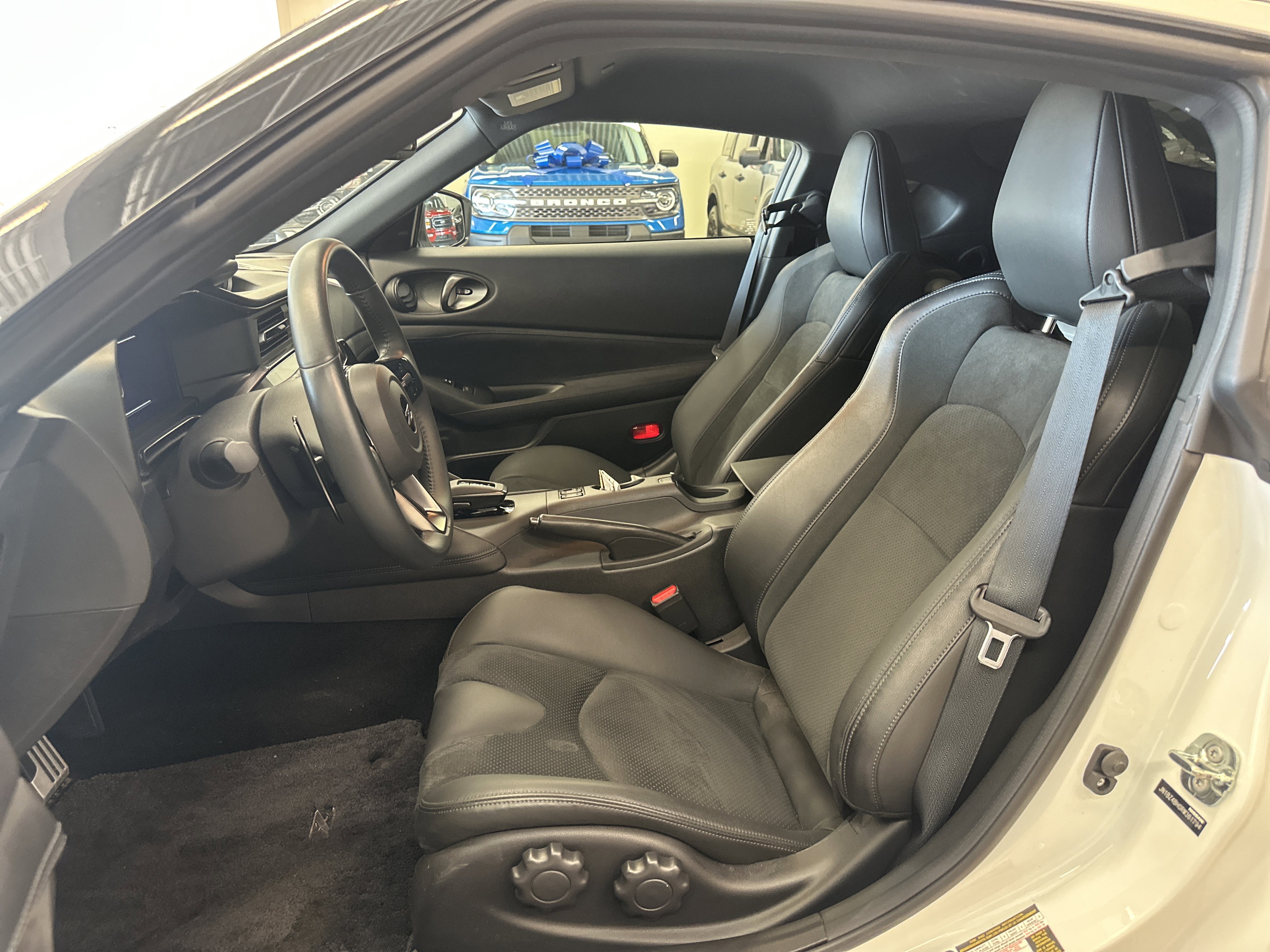 Used 2024 Nissan Z Performance w/ Floor Mat Package image 4