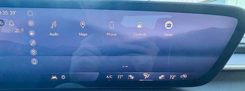New 2026 Buick Enclave Sport Touring w/ Power Package FWD image 28