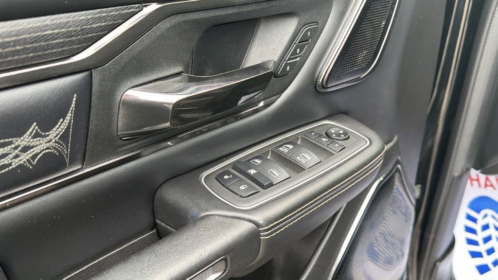 Used 2022 RAM 1500 Limited w/ Night Edition image 11