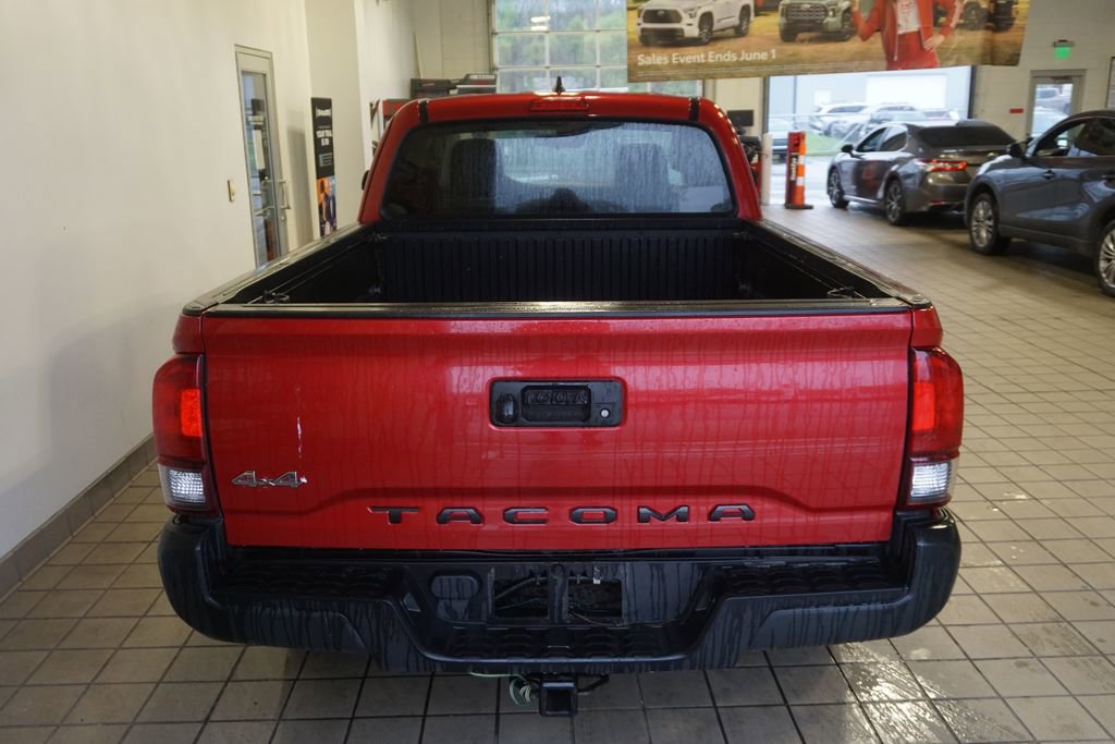 Used 2019 Toyota Tacoma SR AWD/4WD image 12