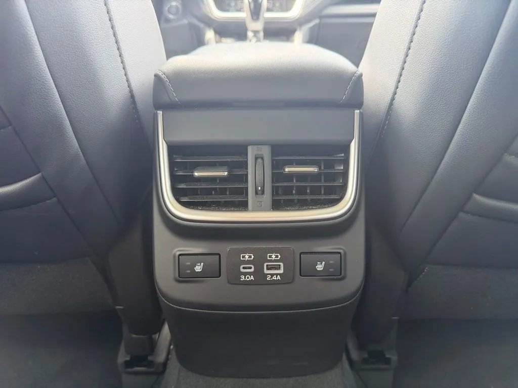 Used 2023 Subaru Outback Limited AWD/4WD image 29